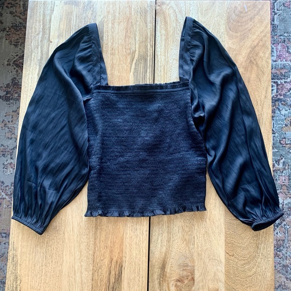 NWT J. Crew black squareneck smocked featherweight satin cropped top size S - Picture 2 of 7